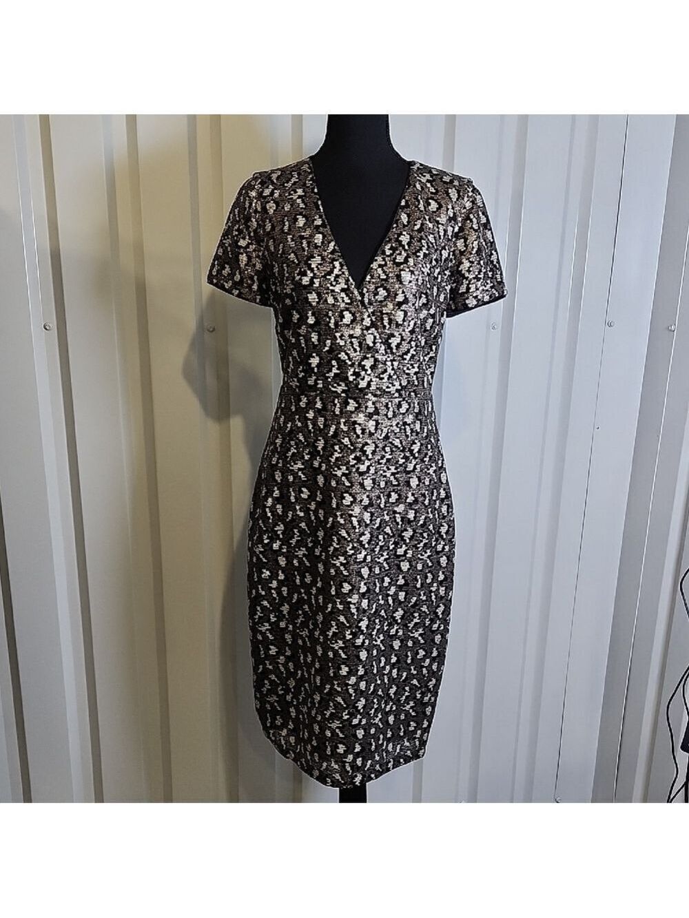 Badgley Mischka Womens Lainey Leopard Sequin Cocktail Midi Dress Size 6 EUC